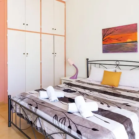 Mema's Tranquil In Appartement Patras